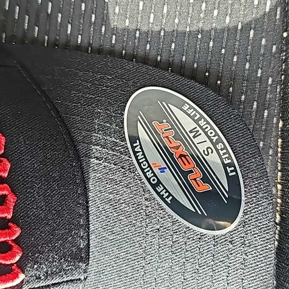 Hat - Picture 2 of 5